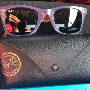 Ray Ban Sunglasses Limited Edition - 1 HR